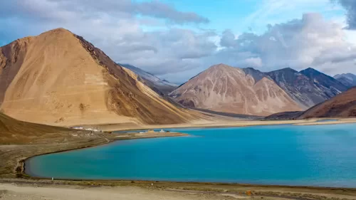 Leh Famous food and travelers guide