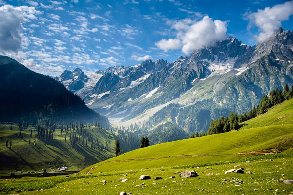 Explore the Beauty of Kashmir