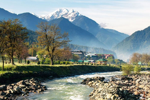 Pahalgam Excursion & Houseboat Stay