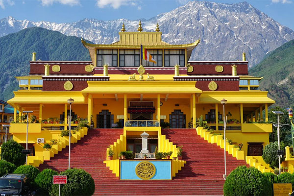 Arrival at Amritsar – Transfer to Dharamshala