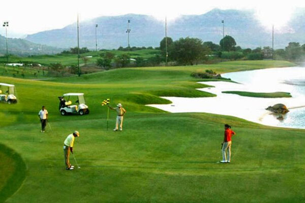 SRINAGAR-  GULMARG-SRINAGAR