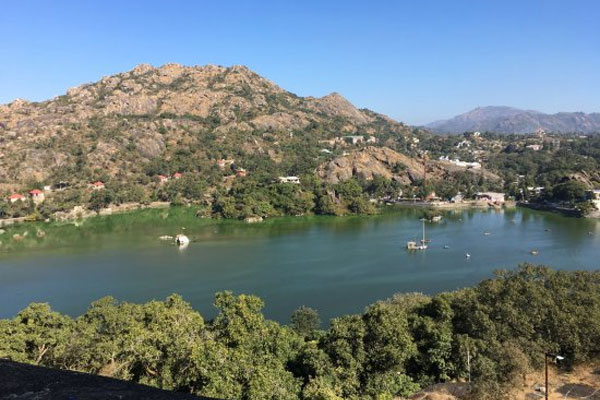 Mount Abu Sightseeing – Abu Road Station Drop