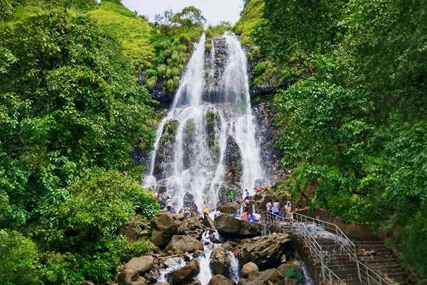 Sawantwadi-Amboli-Aaravli-Mumbai