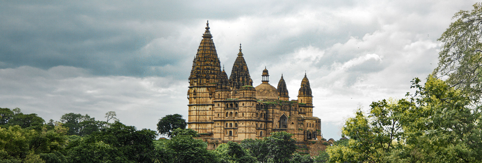 Chaturbhuj Temple