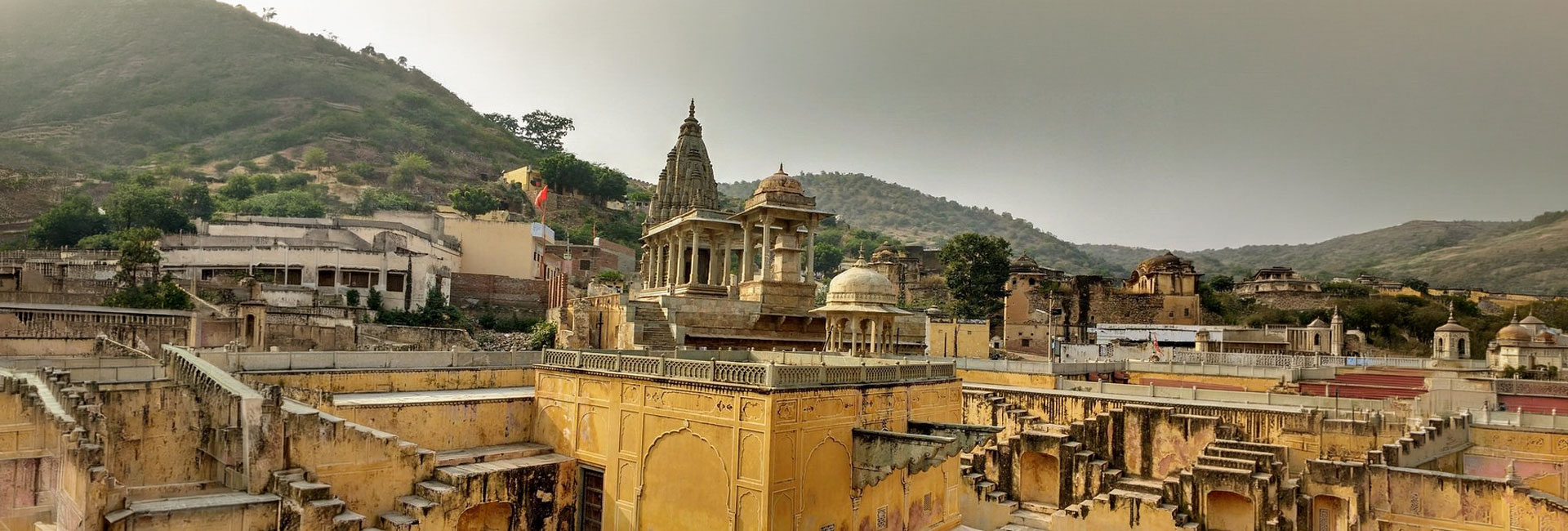 Panna Meena Ka Kund
