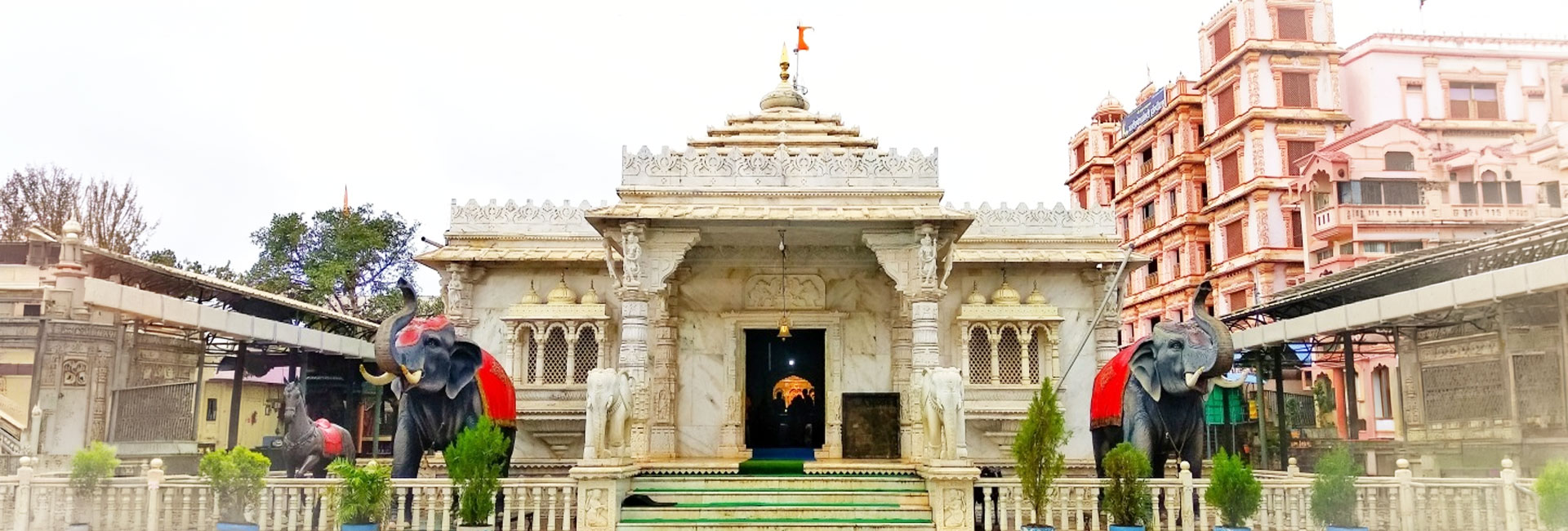Shri Balumama Mandir